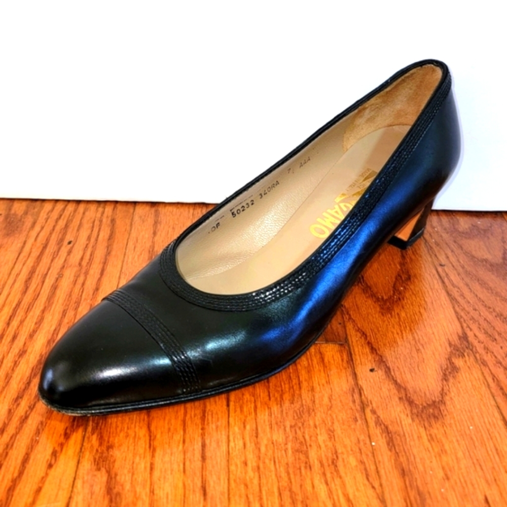 Salvatore Ferragamo | Leather Heel Pumps